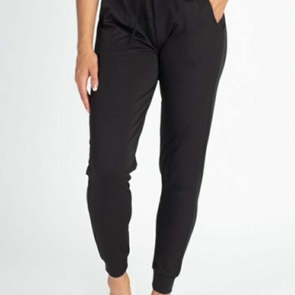 2 piece Set - Picture 2 of 2